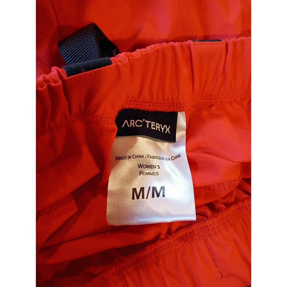 Arcteryx Sylvite Shorts Womens M Orange Casual Hiking Belt Pockets Cargo - Picture 2 of 6